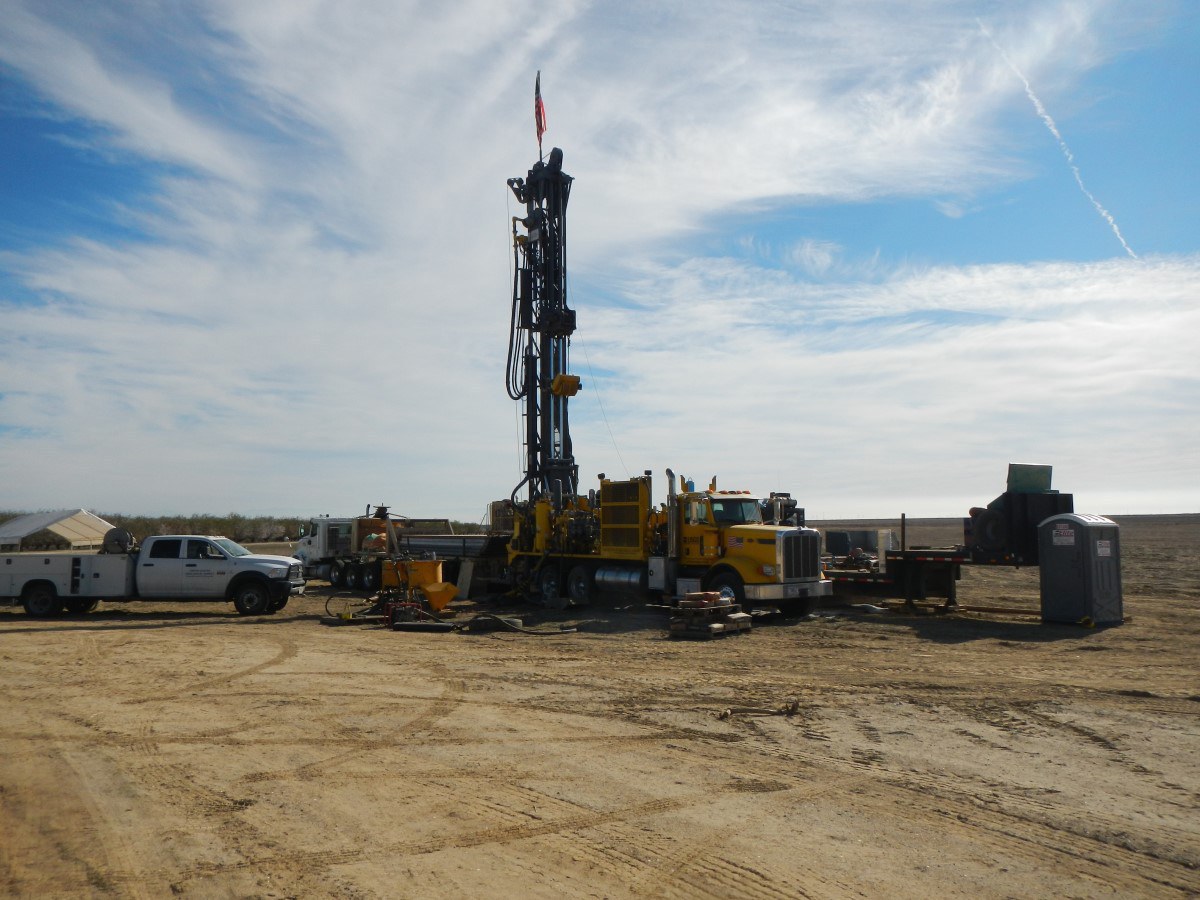 <abbr>USGS</abbr> Drill Rig, Lost Hills, California 2018.