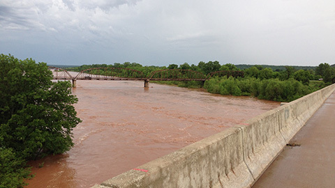 Flooding at a Little River bridge crossing