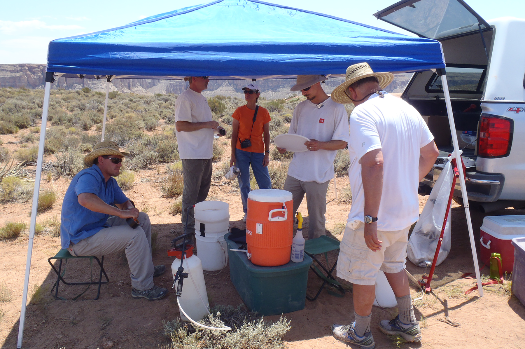 Cleaning sampling equipment